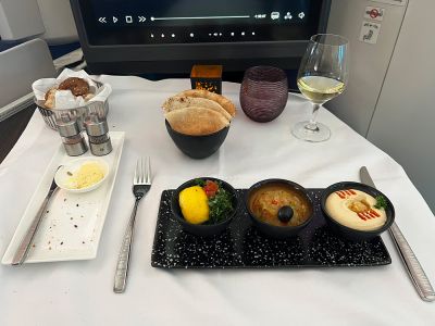 Qatar Airways Business Class - Mezze