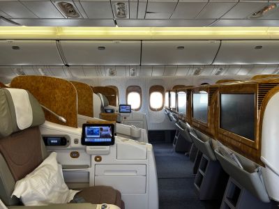 Emirates Business Class Boeing 777 - Sitze