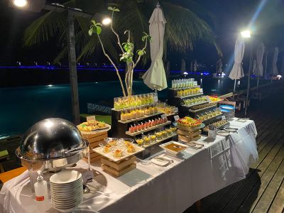 Mercure Maldives Kooddoo - Seafood-Buffet