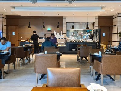 ahlan First Class Lounge Dubai Restaurant