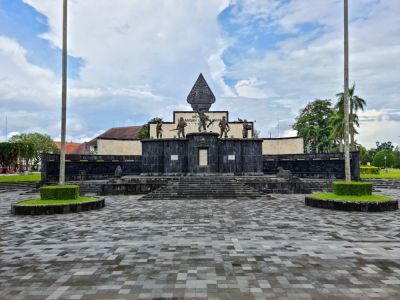 Denkmal in Yogyakarta Indonesien