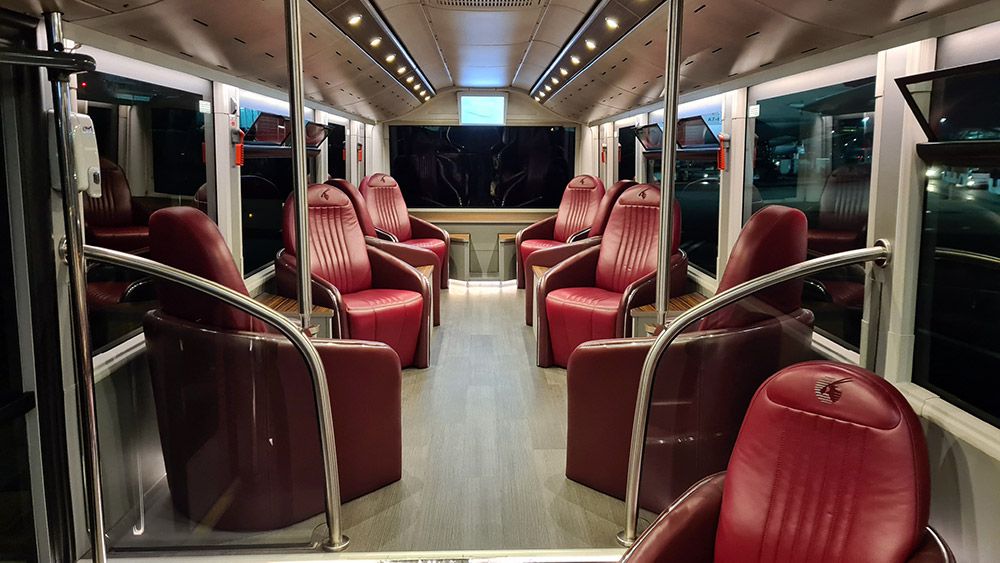 First Class Bus am Flughafen Doha