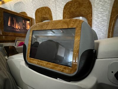 Emirates Business Class Boeing 777 - Tablet