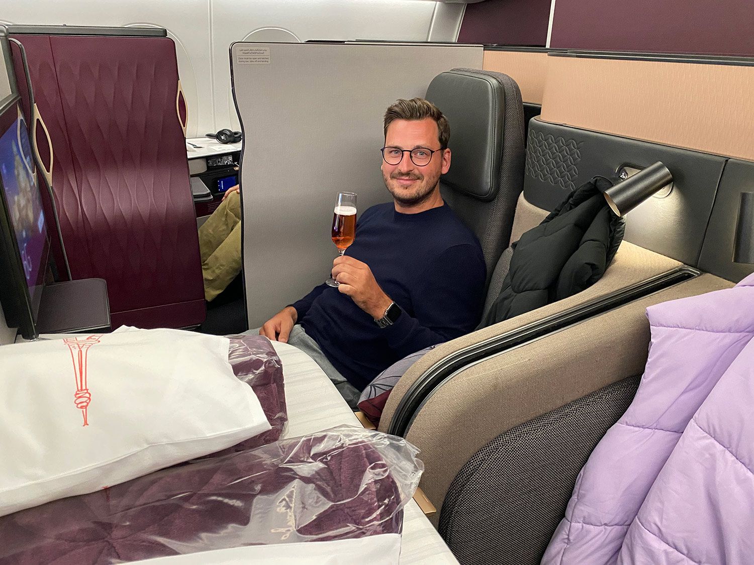 Mein Sitzplatz in der A350 QSuite von Qatar