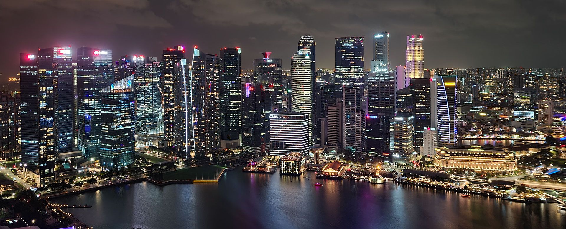 Blick vom Marina Bay Sands in Singapur