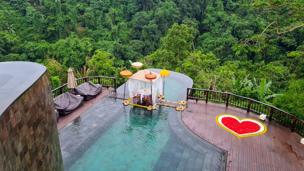 Infinitypool im Hanging Gardens of Bali - schönstes Hotel im Jahresrückblick