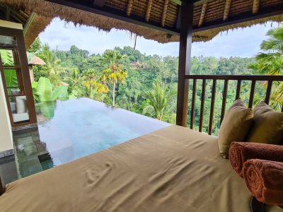 Loungeecke in der Panoramavilla im Hanging Gardens of Bali