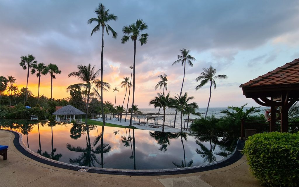 Prämienmeilen mit Hotelbewertungen auf HolidayCheck
