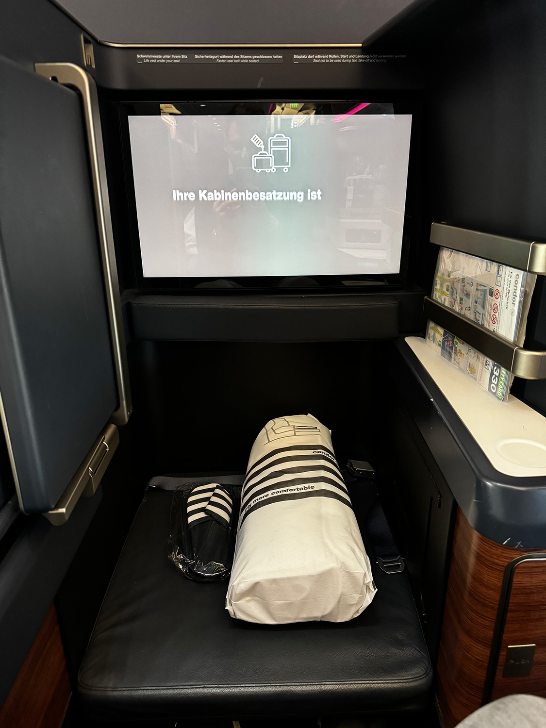 Condor Business Class - Decke