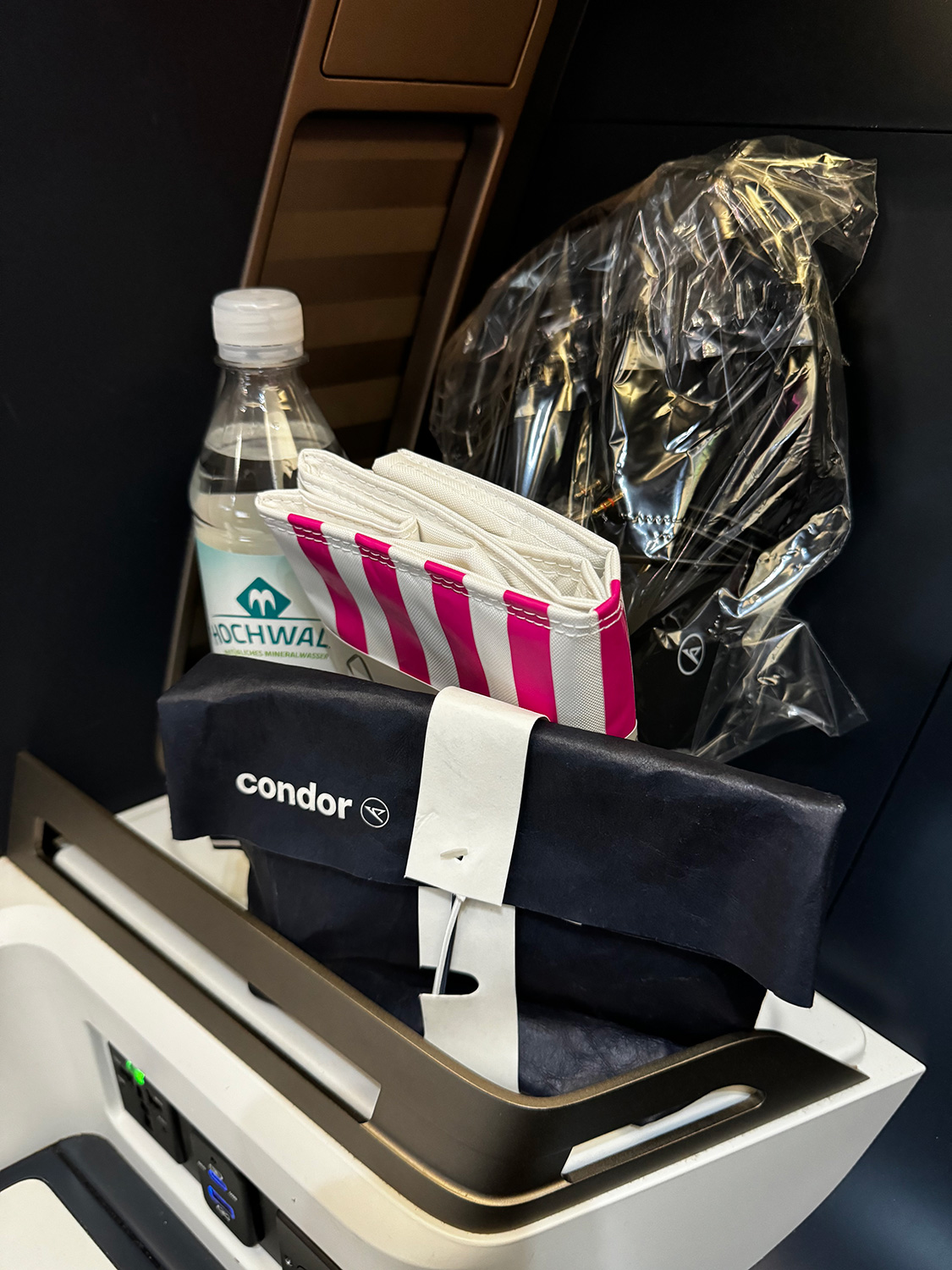 Condor Sitzplazt King Seat - Amenity Kit
