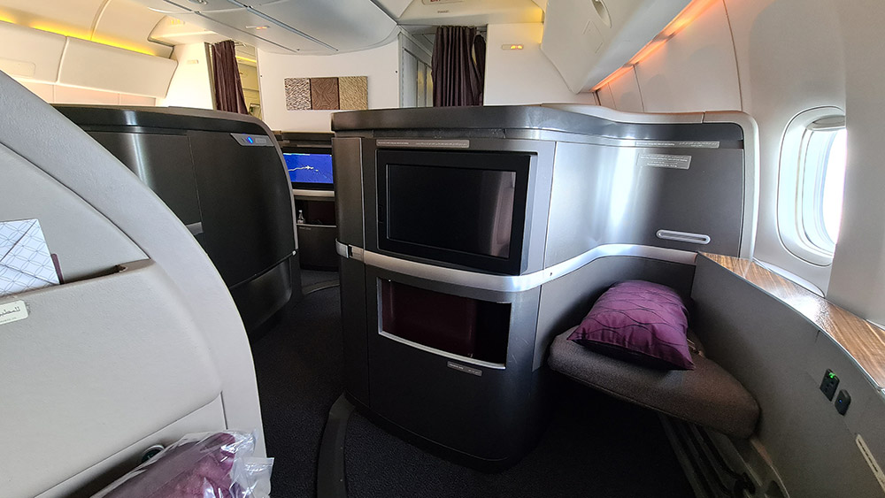 Blick vom Sitz aus in der Qatar Airways First Class