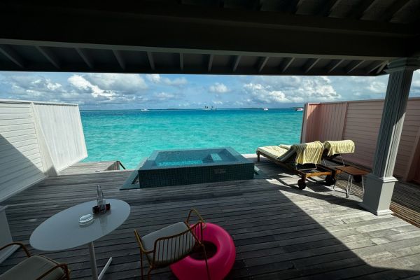 Das Zimmer im Standard Maldives - Terrasse
