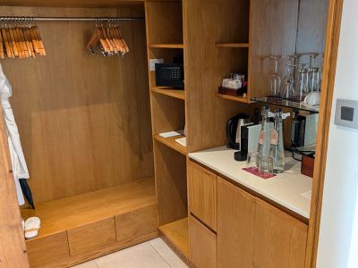 Begehbarer Kleiderschrank