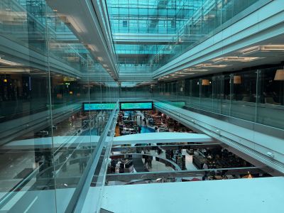 Duty Free unter der Emirates First Class Lounge Dubai