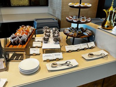 Emirates First Class Lounge in Dubai - Dessert