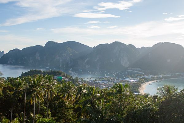 Mit Meilen nach Thailand