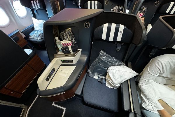 Condor Sitzplazt King Seat - Frontansicht